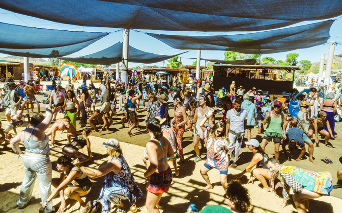Joshua Tree Music Festival 2026: Lineup, Schedule & Visitor Guide
